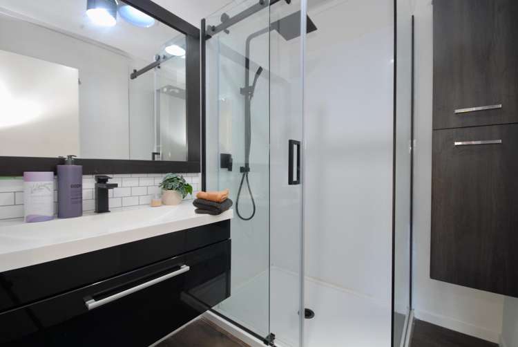 2/47 Flaxdale Street Birkdale_13