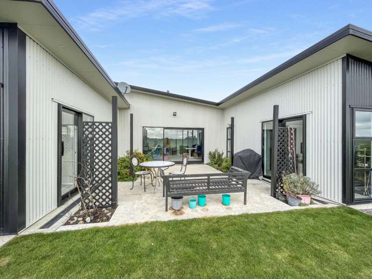 858d Rangiotu Road Rangiotu_16