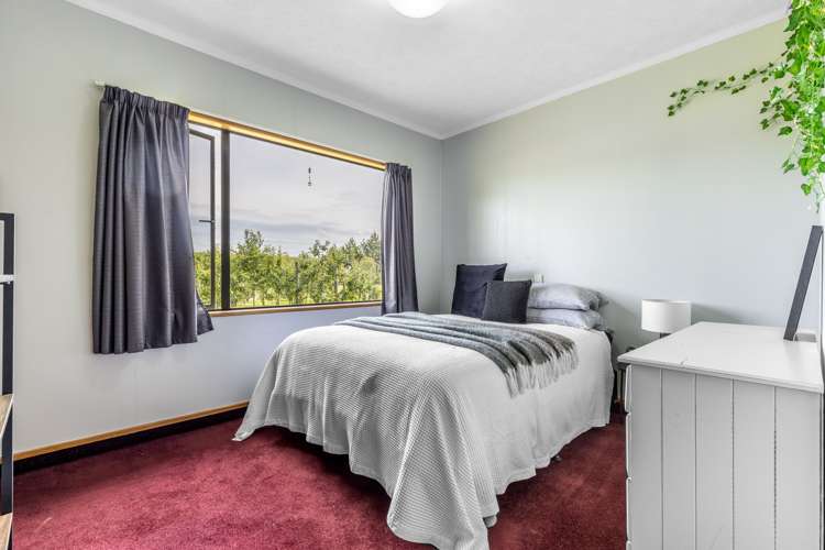 64 Winton Wreys Bush Highway Winton_16