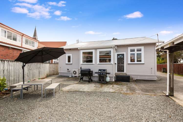 2 Puriri Street Miramar_14