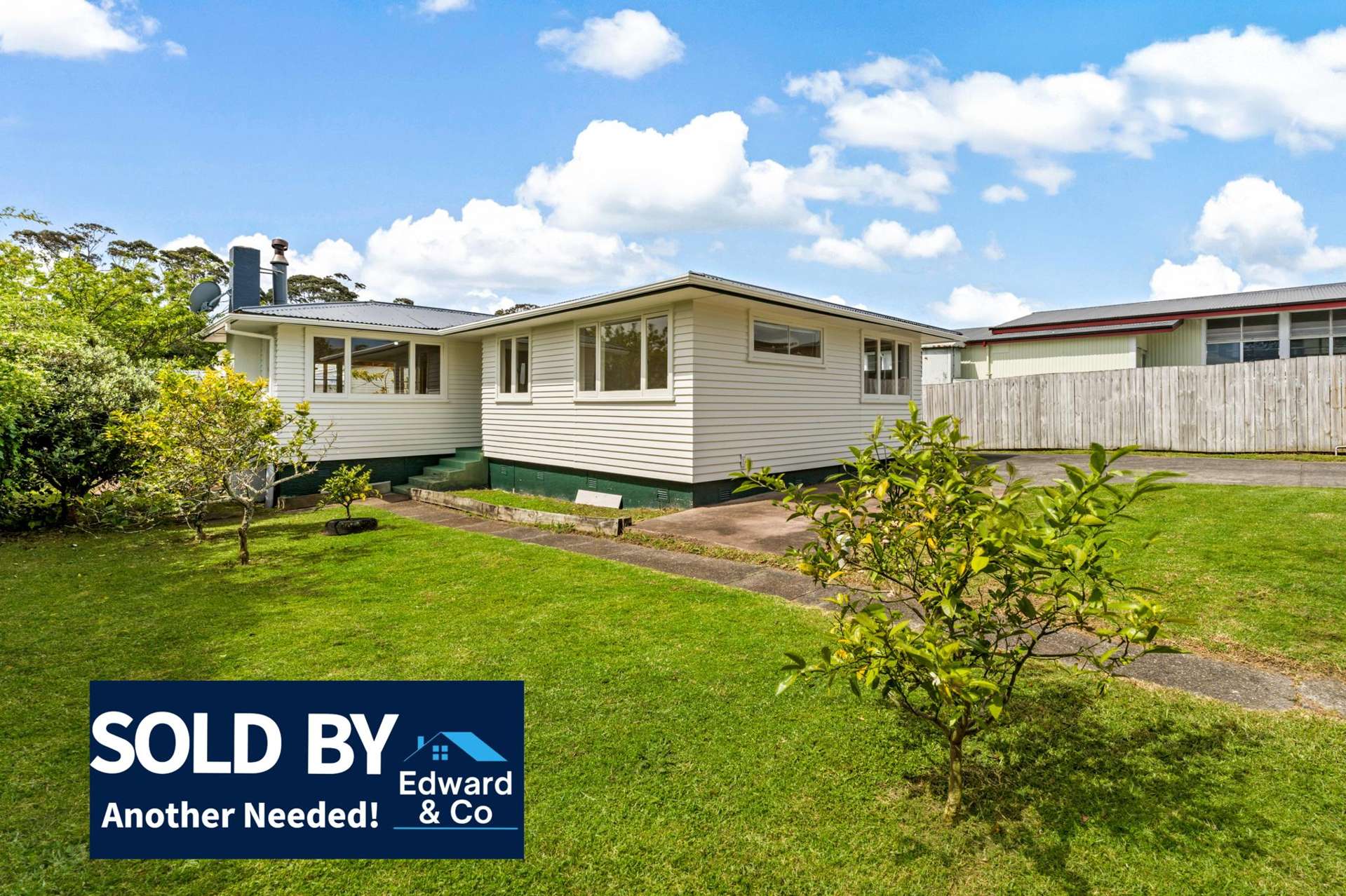30 Ozich Avenue Te Atatu South_0
