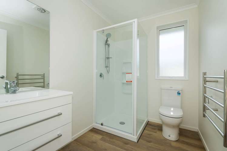 2/20B Moana Avenue Orewa_11