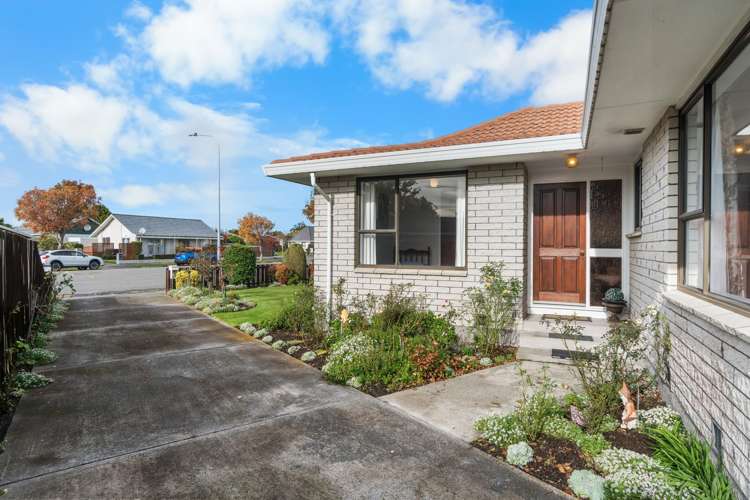 29 Wyatt Place Russley_5