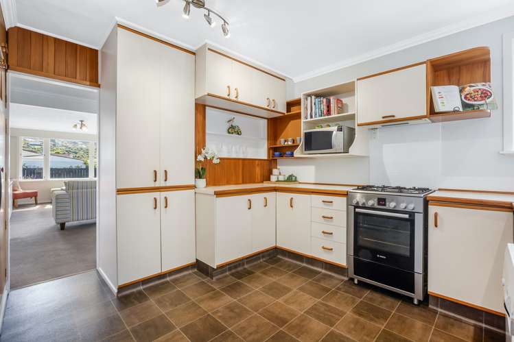 21 Burns Grove Trentham_5