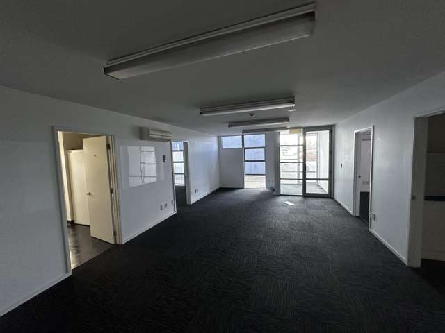 33 Portsmouth Drive South Dunedin_2