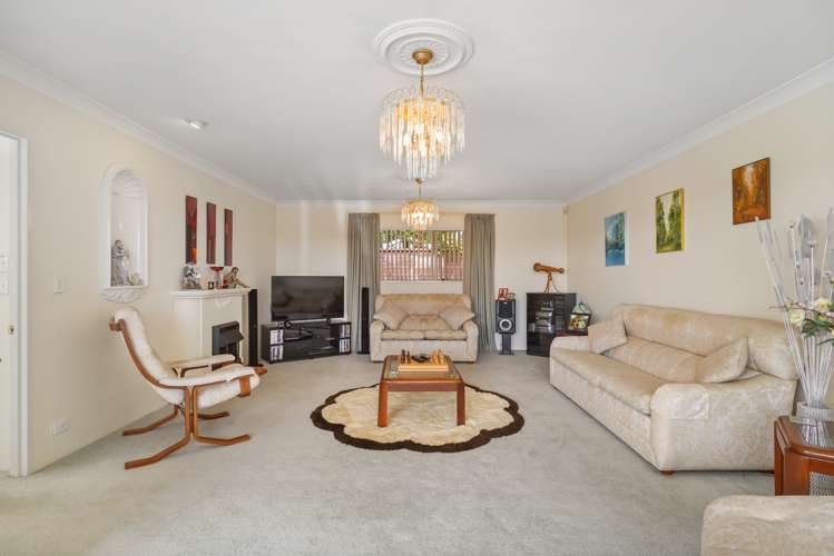 27 Beach Road Pahurehure_10