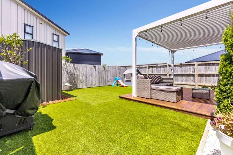 2/62 Cabourne Drive Glenview_13