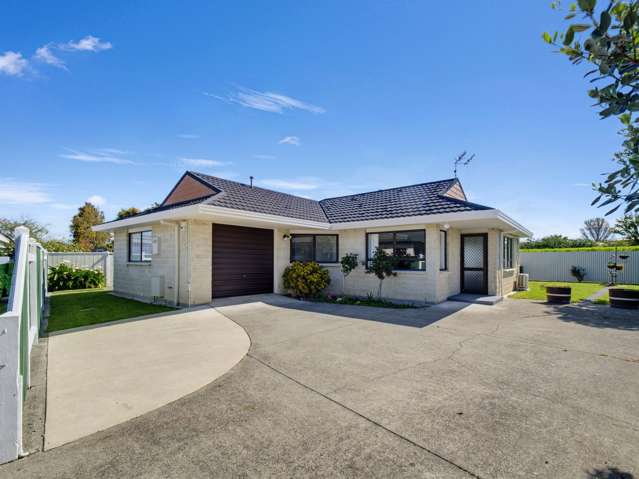 Brick and Townhouse Ready for Your Next Chapter