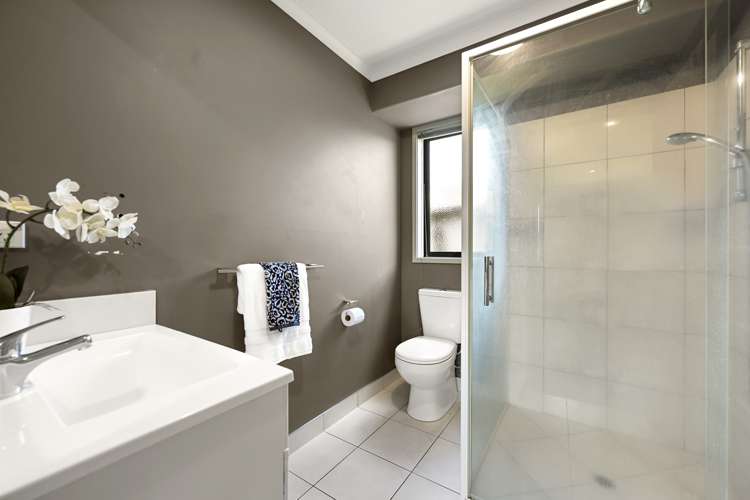 37 Thomas Road Huntington_9