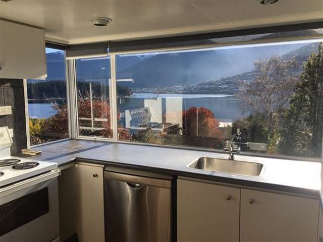 598 Peninsula Road Kelvin Heights_1