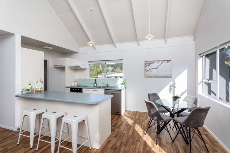 1/21 Kashmir Road Glen Eden_4