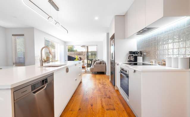 2/179 Weston Road Saint Albans_3