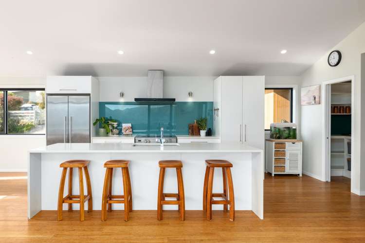 16 Doris Faigan Lane Charteris Bay_10