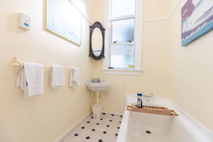 2 Plymouth Street Whanganui Central_44