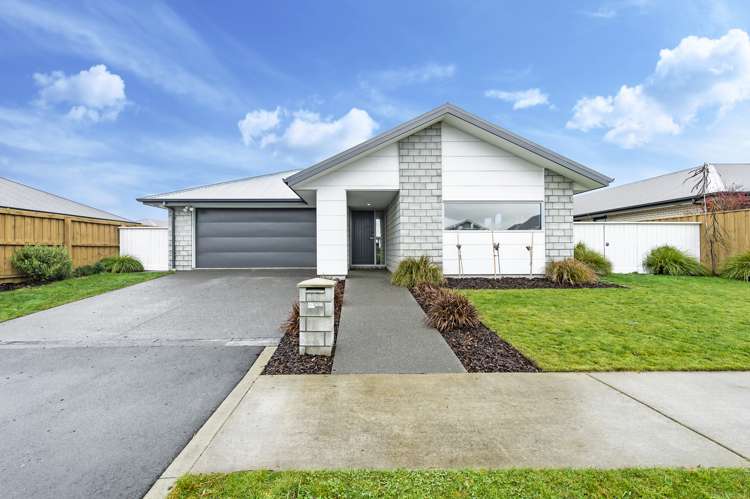 10 Longcot Drive_0