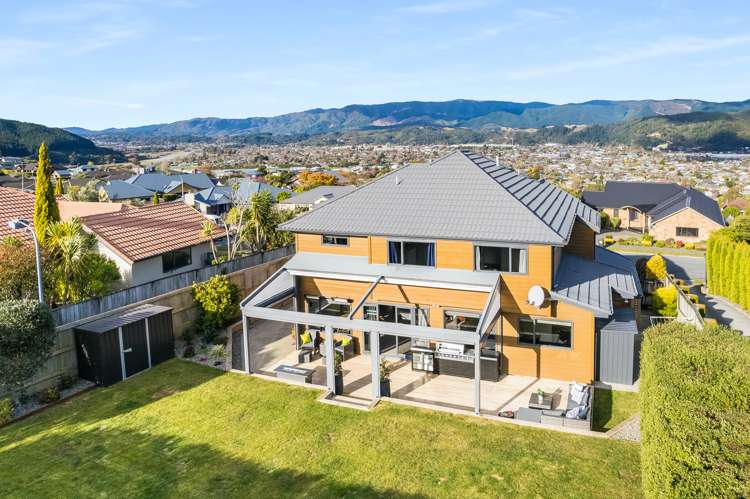 14 Betty Watt Grove Riverstone Terraces_21