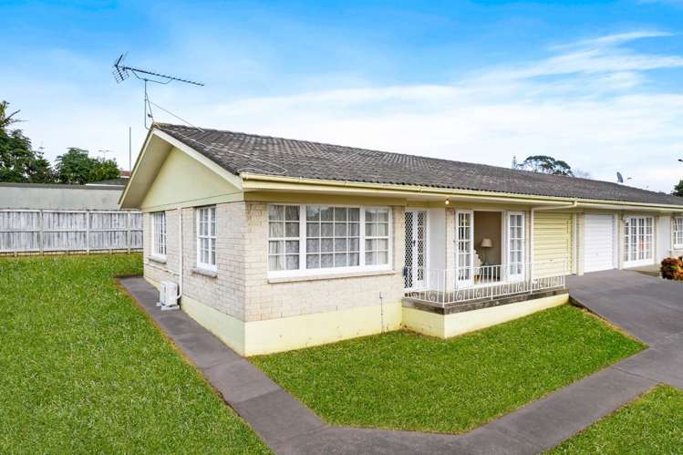 2/135 Glenmore Road Sunnyhills_7