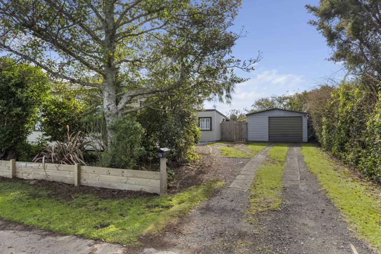 16 Falstaff Street Stratford_17