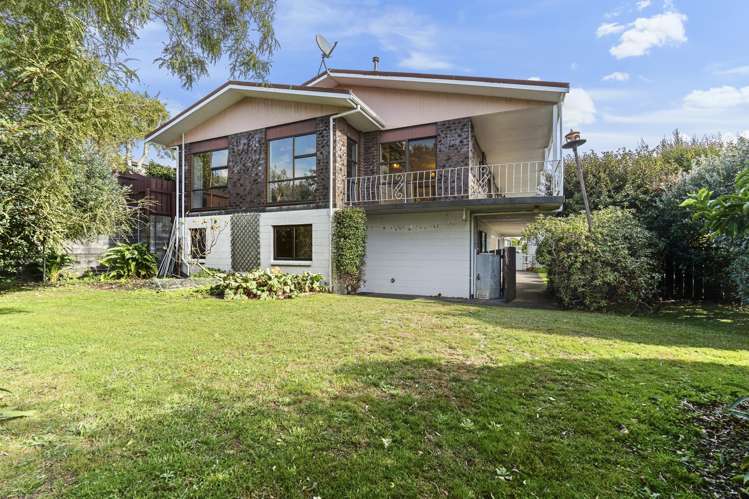 11 Kellyville Heights Merrilands_18