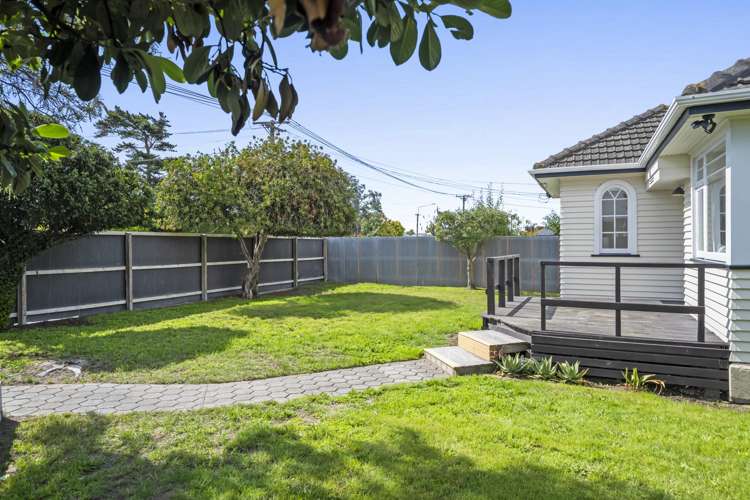 66 Bassett Street Burwood_12