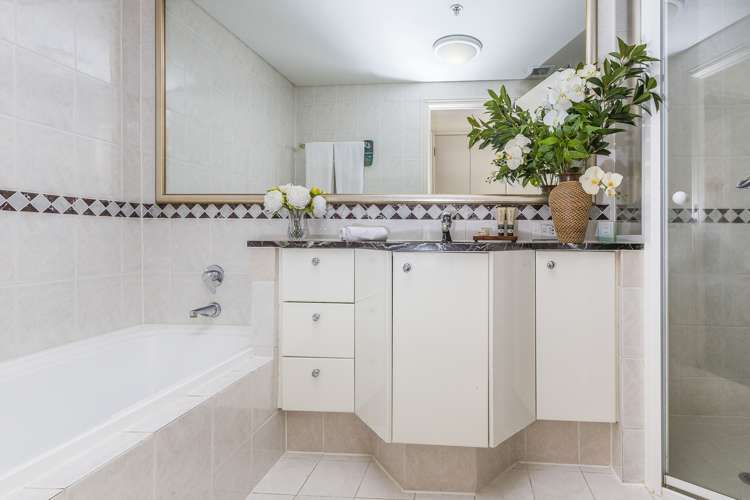 1806/8 Albert Street Auckland Central_10