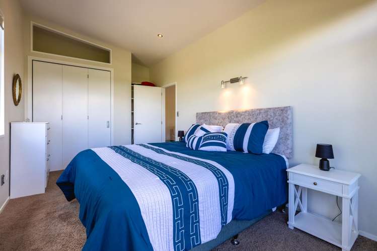 32 Lannan Road Surfdale_26