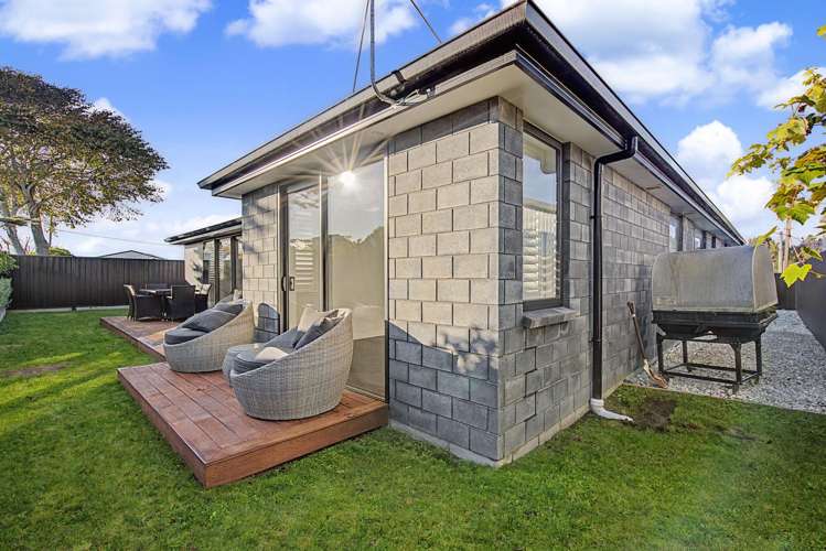 B/20 Holloway Waikiwi_17