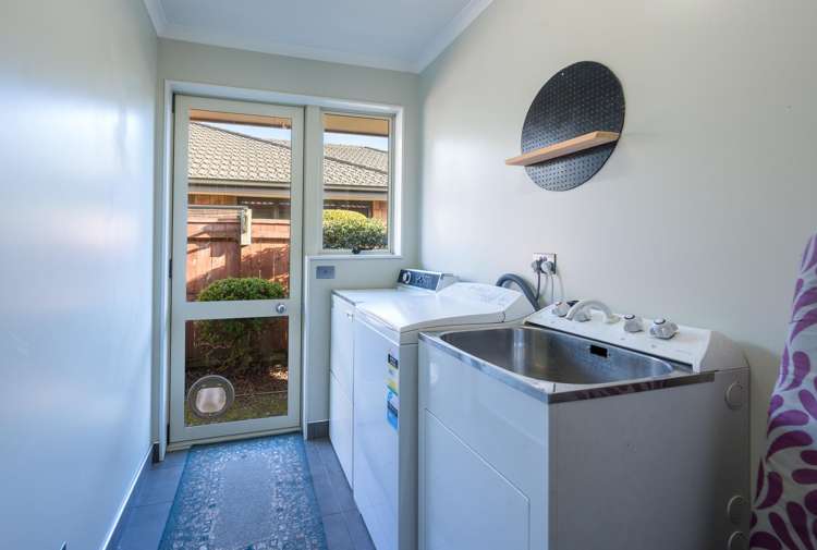 447 Suffolk Road Stoke_17