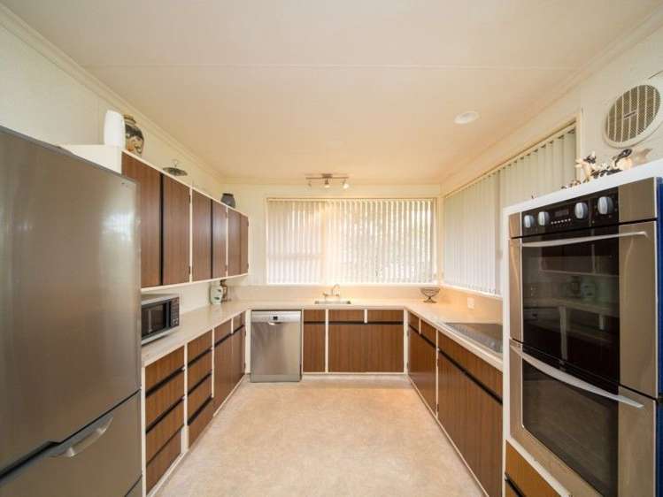 5 Just Place West End_5