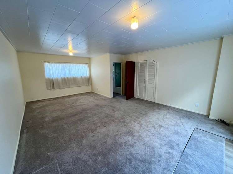 2/105 Landscape Road Mount Eden_7