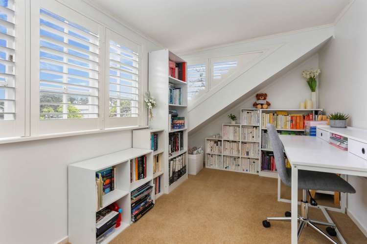 29 Seccombes Road Epsom_17