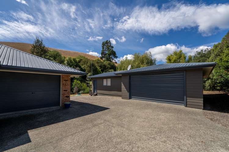 5 Totara View Road Wakefield_18