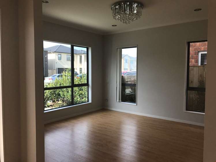 16 Beltany Drive Flat Bush_5