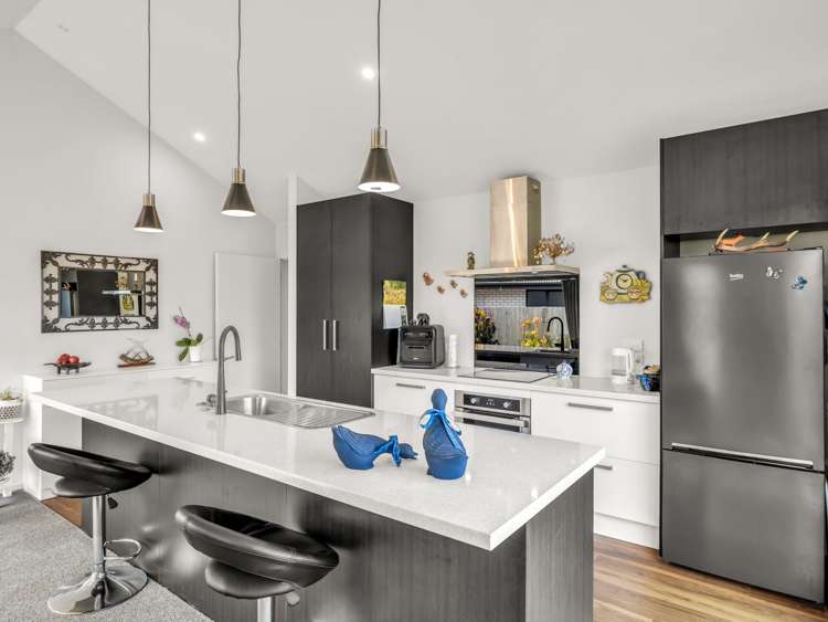 9 Minerva Crescent_1