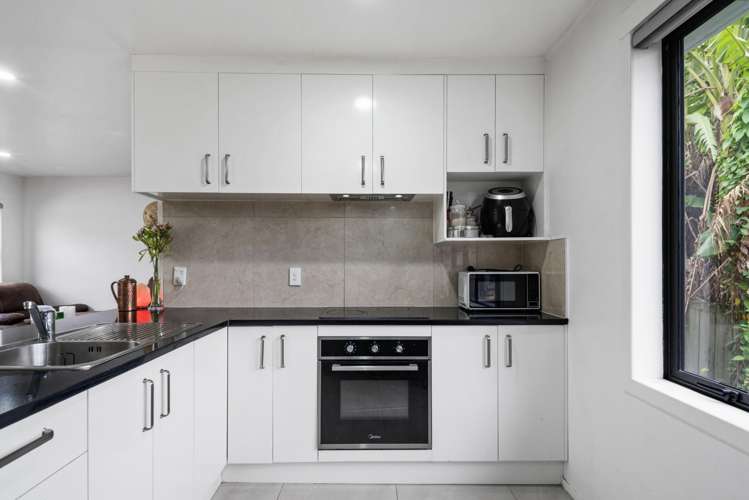 31 Mahia Road_4