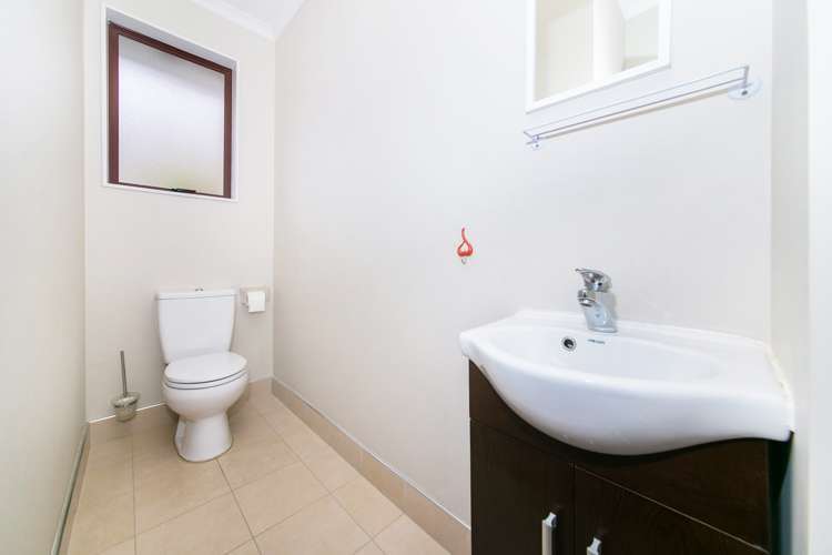 7a Connaught Street Blockhouse Bay_21