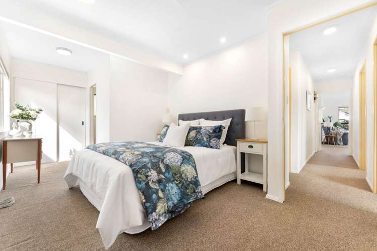 2/61 Oaktree Avenue Browns Bay_9