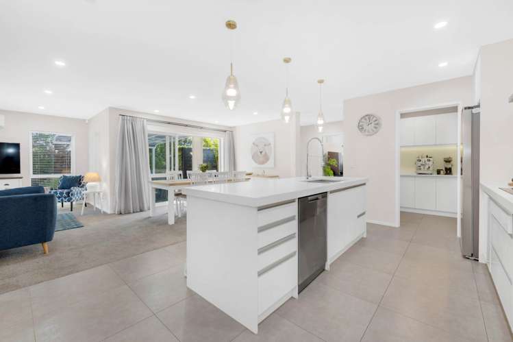 9 Weatherly Drive Beachlands_4