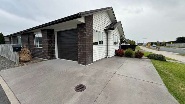 17 Hills View Drive Papamoa_1