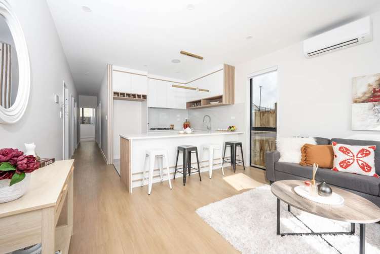 65 Puwha Street Massey_7