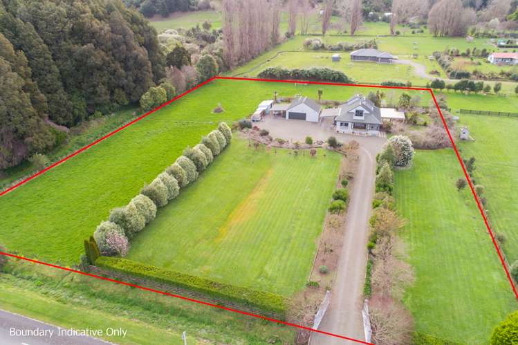 1261 Pohangina Road Pohangina_0