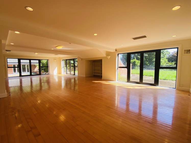 122 Macleans Road Bucklands Beach_13