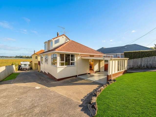 3 Bedroom Home in Bayswater