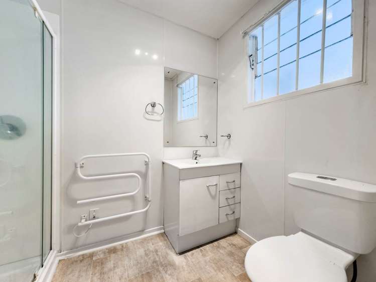 2/34 Thatcher Street Mission Bay_9