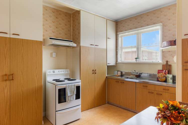 27 Essex Street Levin_1