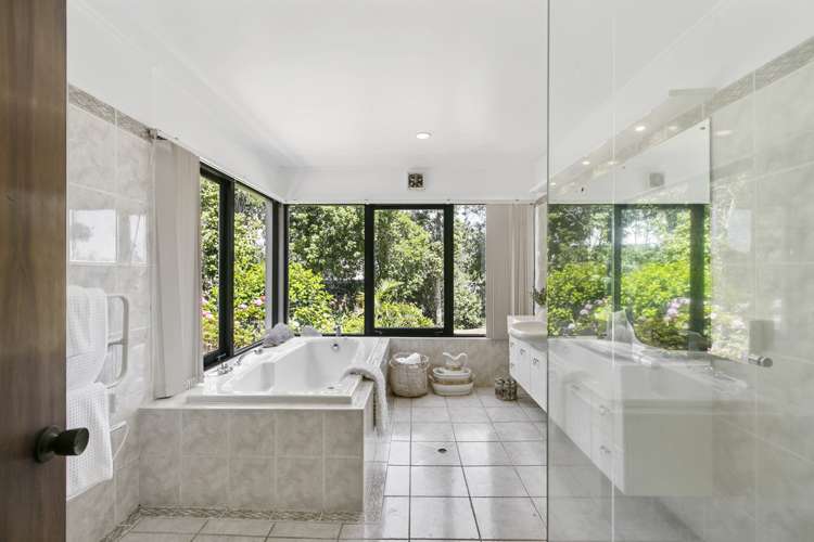 44a Bassett Road Remuera_13