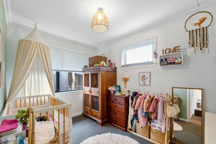 145 Seaview Road Westown_13