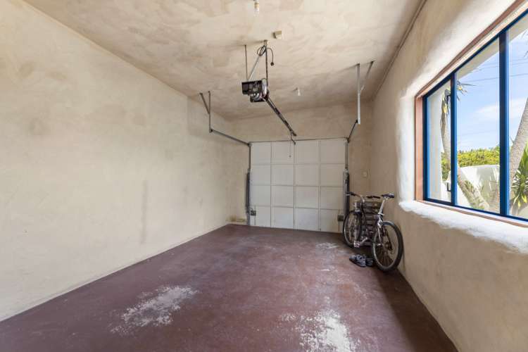 27 Muri Street Aramoana_24