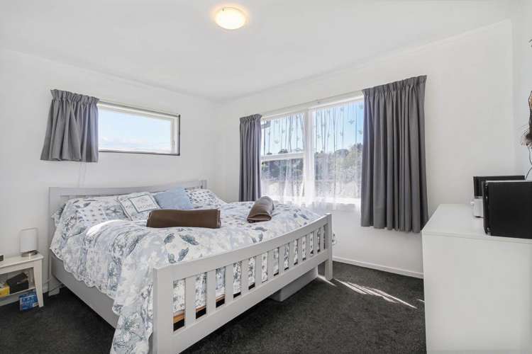 19 Wycherley Drive Bucklands Beach_12