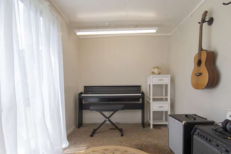 24 Dunton Drive Welcome Bay_13